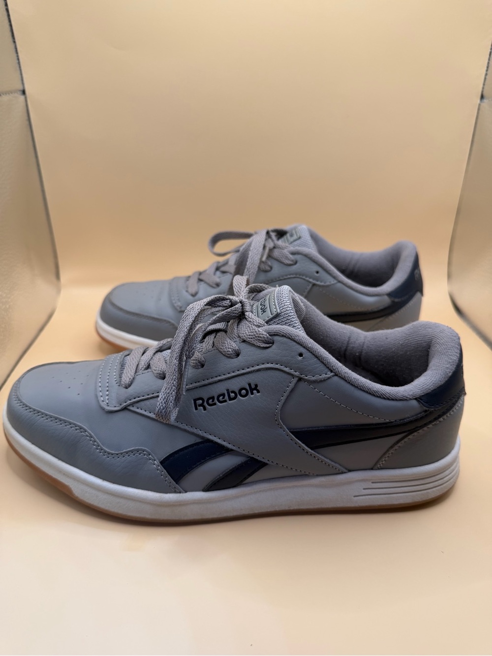 Reebok Men’s Gray Navy Court Sneakers Size 6